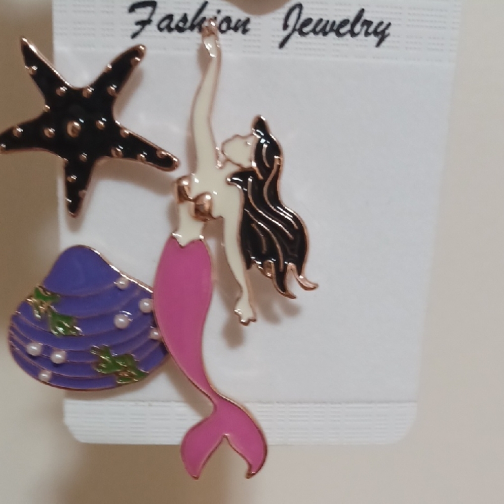 Mermaid and Starfish Enamel Brooch Set